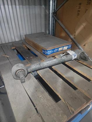 Тяга реактивная верхняя/нижняя усиленная (на сайлентблоках) 6x4 8x4 HOWO (Хово) AZ9631521175